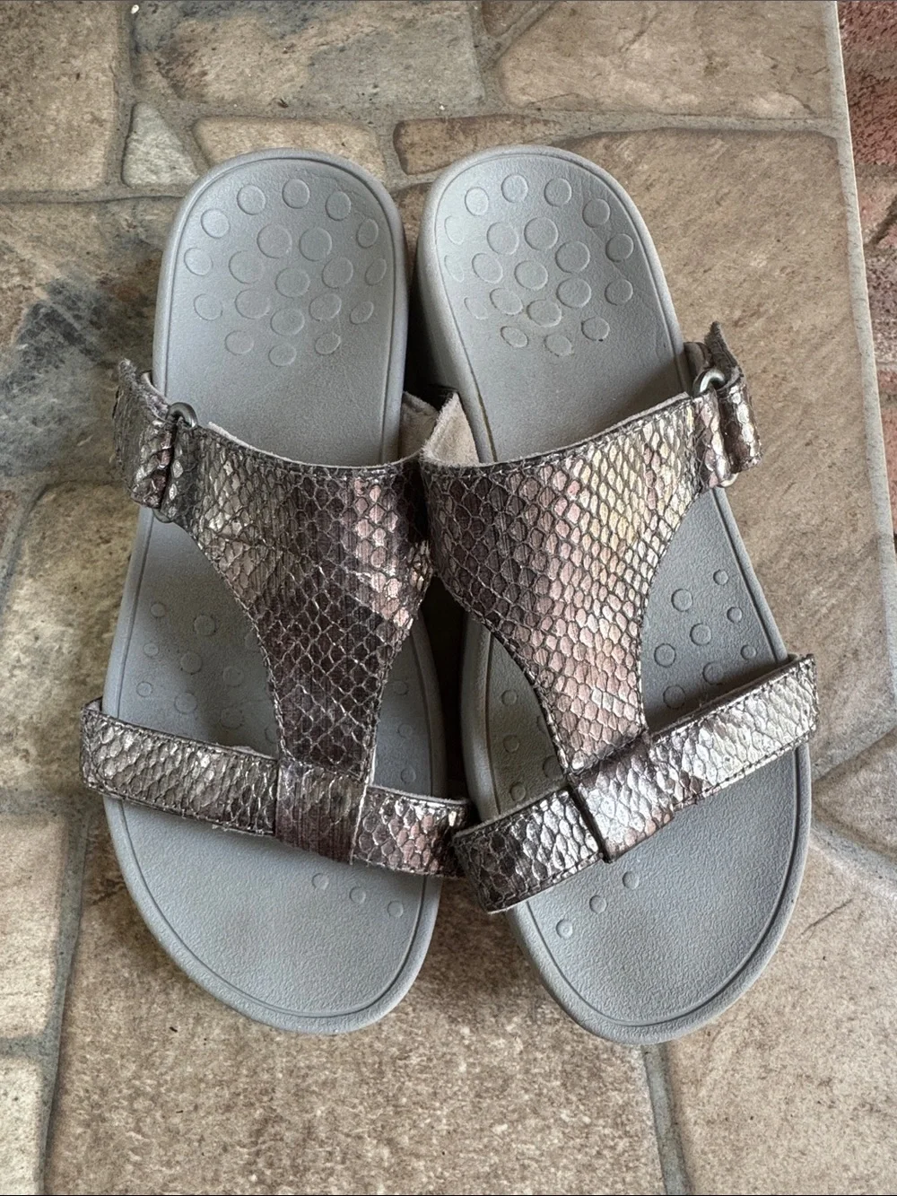 Vionic Ellie Silver Snake-Print Slide Sandals - Picture 4 of 4